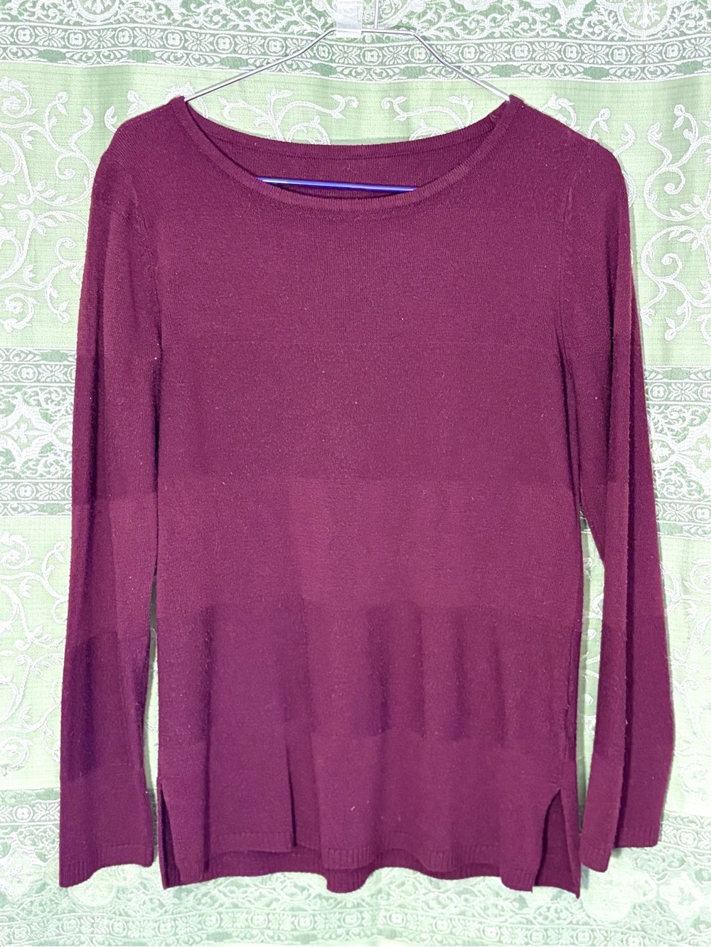 Women’s Long Sleeve Crewneck Top - Burgundy